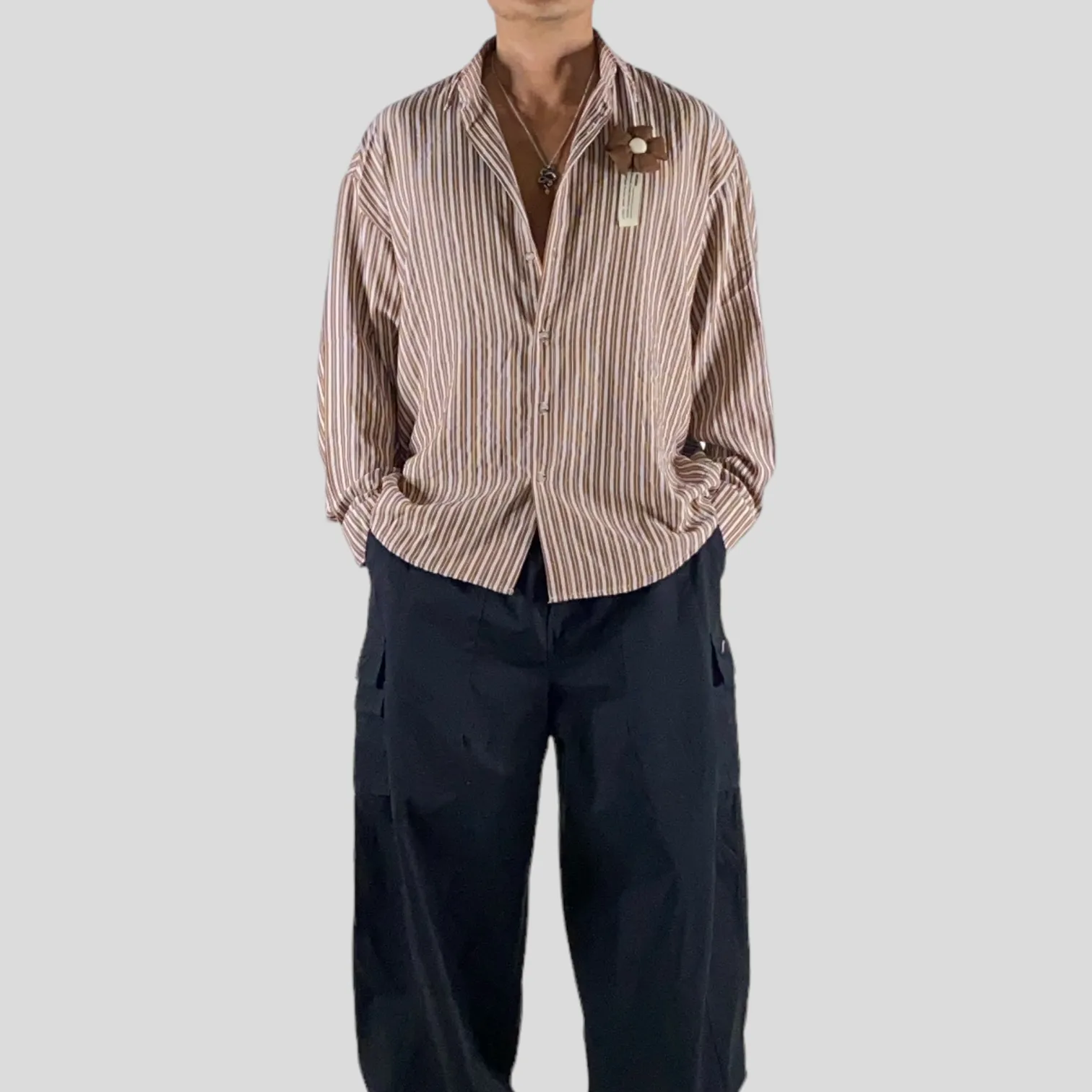 Light weight seersucker stripe soft shirt with pin