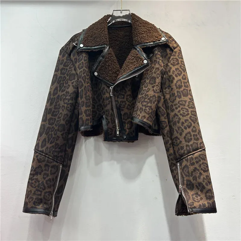 LVSANW [EWQ] Vintage Style Leopard Print Long Sleeve Coffee Coat Faux Fur Jacket Streetwear Zipper Short Coats Women Winter 2024 Autumn