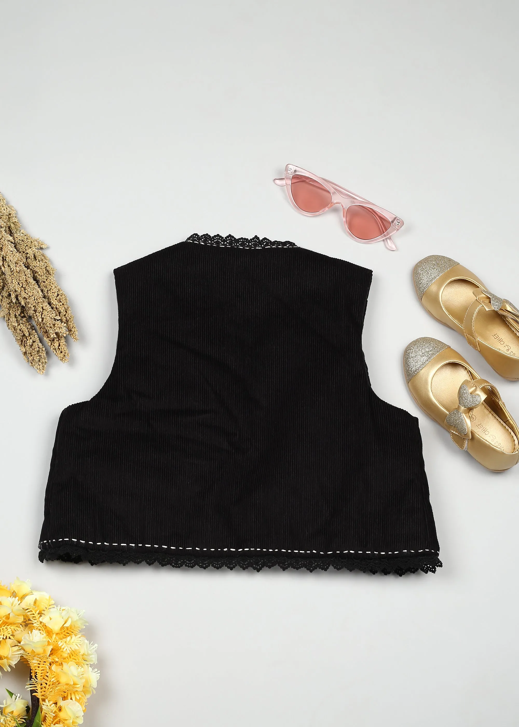 Rini Girls Solid Sleeveless Casual Cotton Embroidered Vest - Black